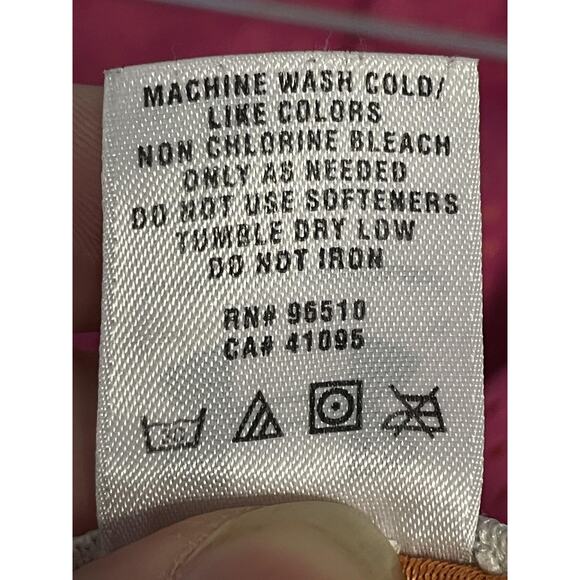 Under Armour Shorts Womens Small Pink Orange HeatGear Mesh Running Athletic - Picture 7 of 9